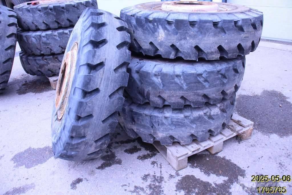 Michelin XMINED2 Renkaat ja vanteet