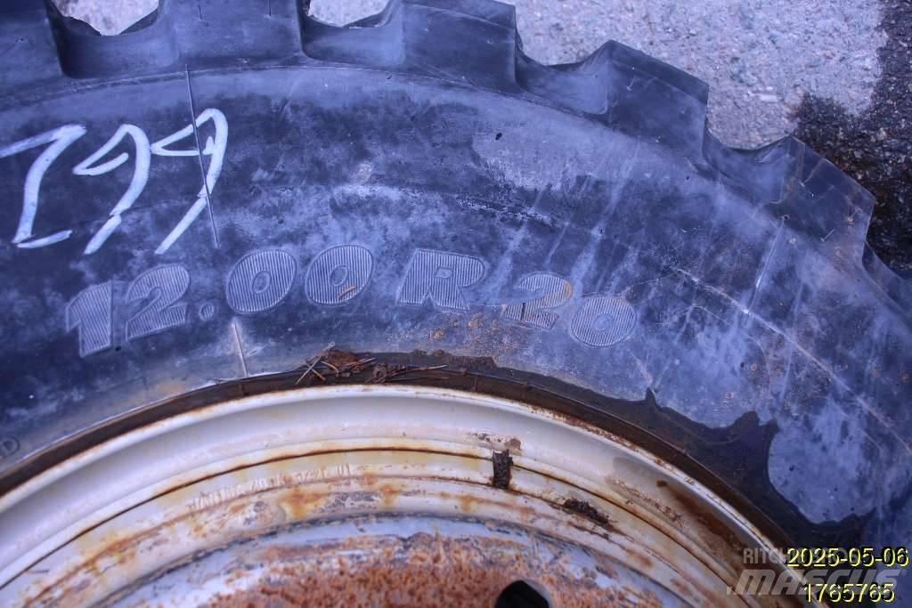 Michelin XMINED2 Renkaat ja vanteet