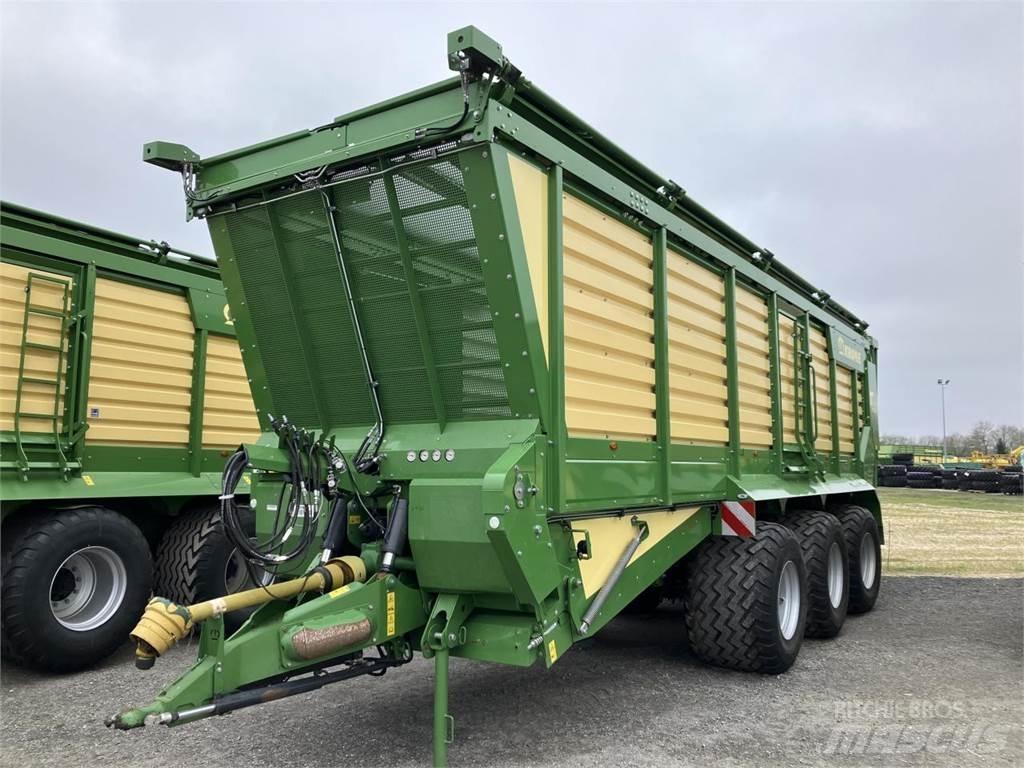 Krone TX 560 D Keräävät noukinvaunut ja silppurivaunut