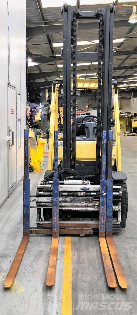 Hyster H3.5FT Nestekaasutrukit