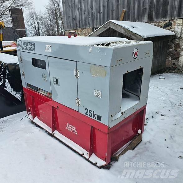 Wacker Neuson G25 Dieselgeneraattorit
