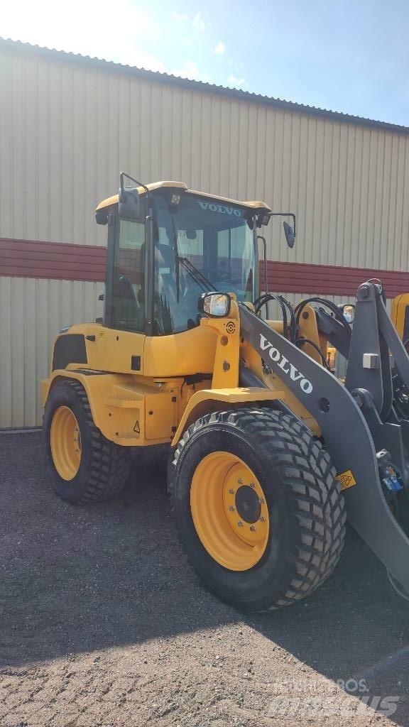 Volvo L 35 G Pyöräkuormaajat