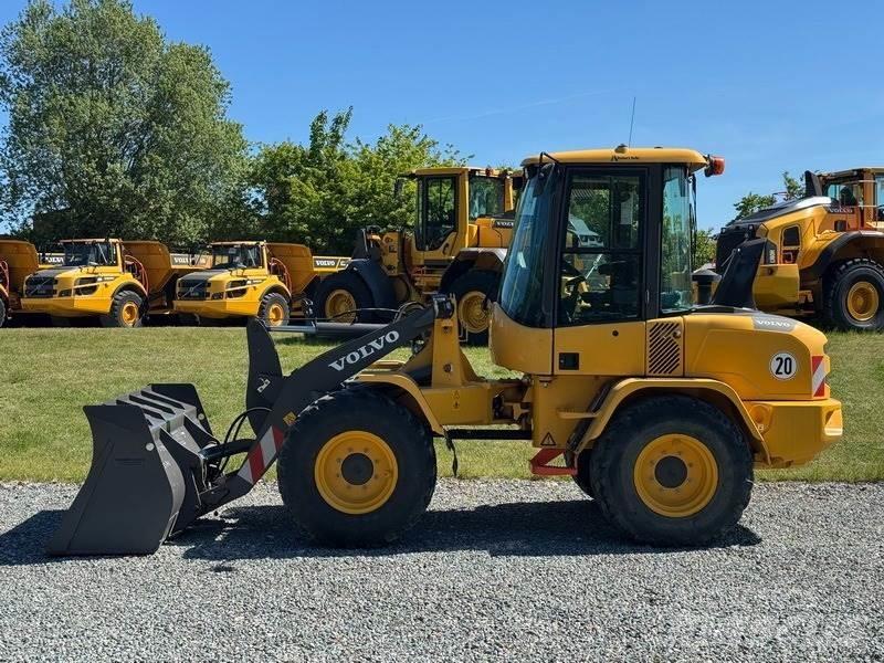 Volvo L 35 G Pyöräkuormaajat