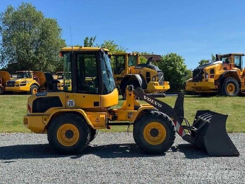 Volvo L 35 G Pyöräkuormaajat