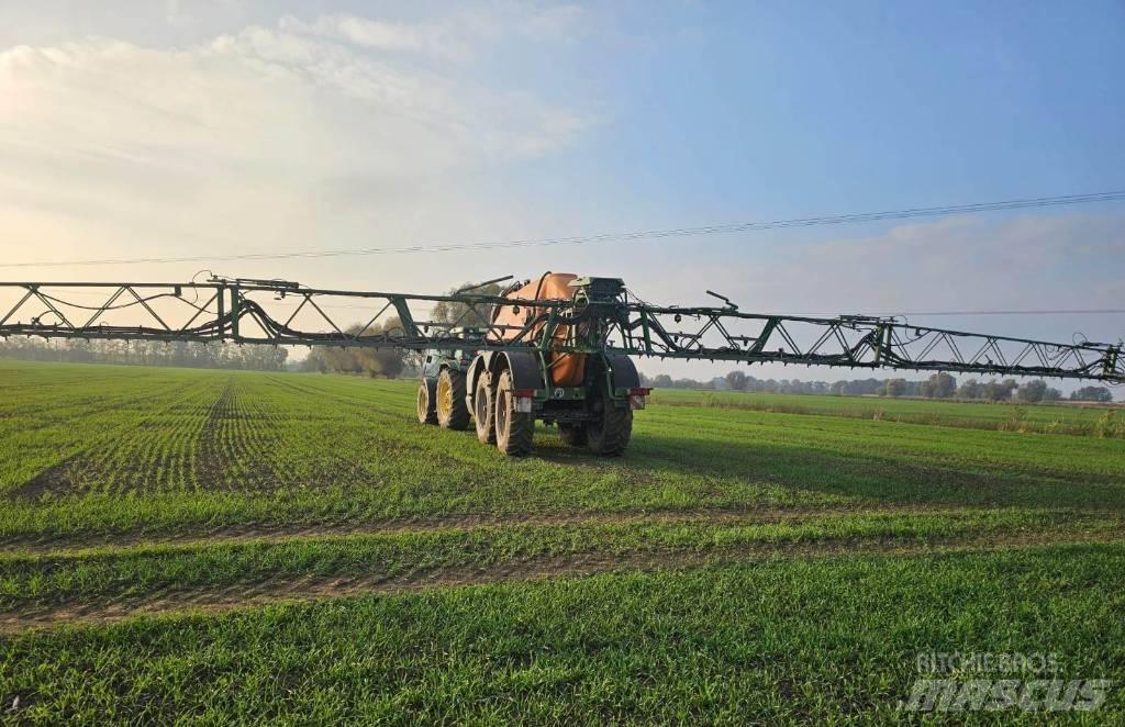 Amazone UX 11200 Hinattavat ruiskut