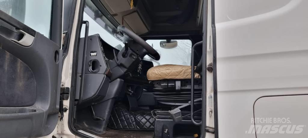 Scania R420 Vetopöytäautot
