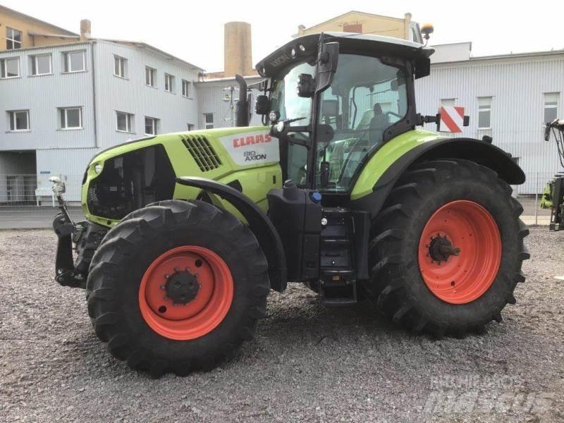 CLAAS AXION 810 Traktorit