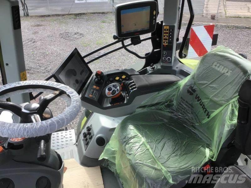 CLAAS AXION 810 Traktorit