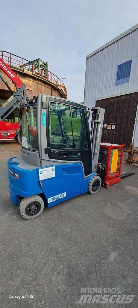 Jungheinrich EFG 320 Sähkötrukit