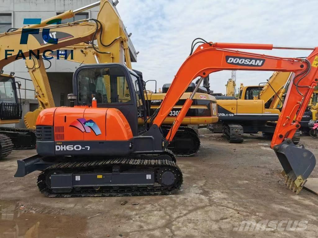 Doosan DH 60-7 Minikaivukoneet < 7t