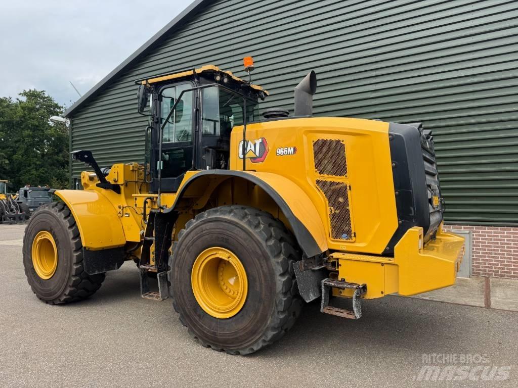 CAT 966 M Pyöräkuormaajat