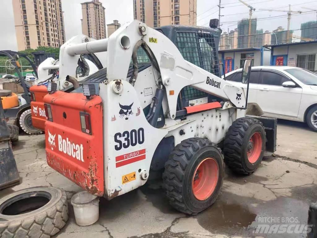 Bobcat S 300 Liukuohjatut kuormaajat