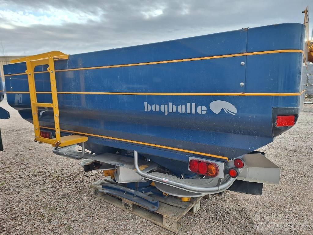 Bogballe M2W Lannoitteenlevittimet