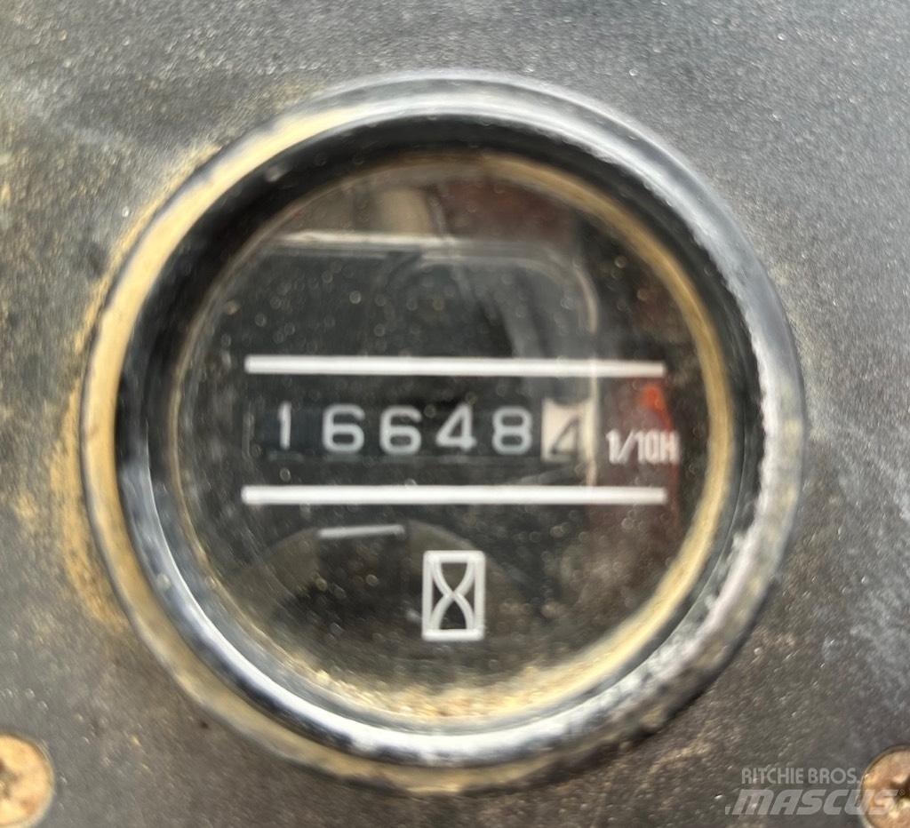 Nissan WF03A35U Dieseltrukit