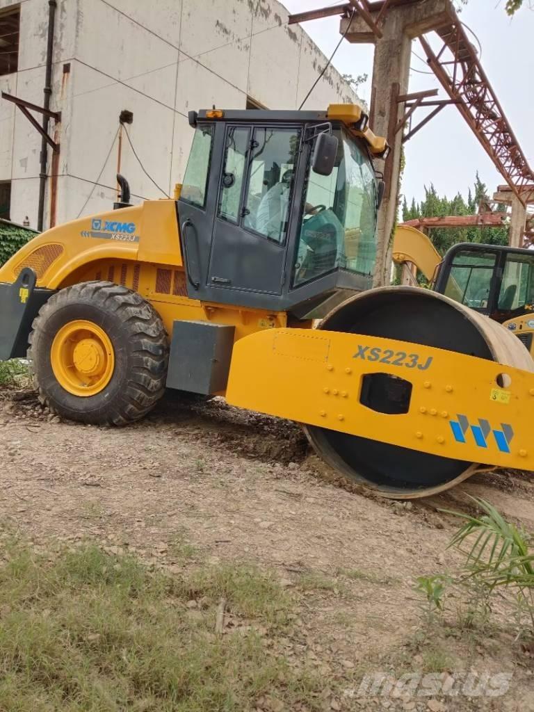 XCMG XS 223 J Yksivalssijyrät