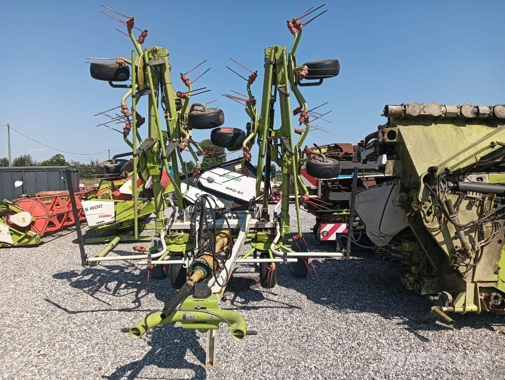 CLAAS Volto 900 T Pöyhimet ja haravat