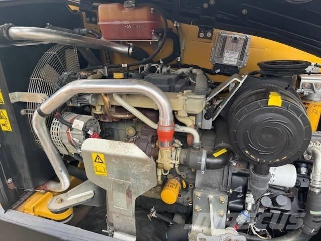 CAT TH 414 Kurottajat