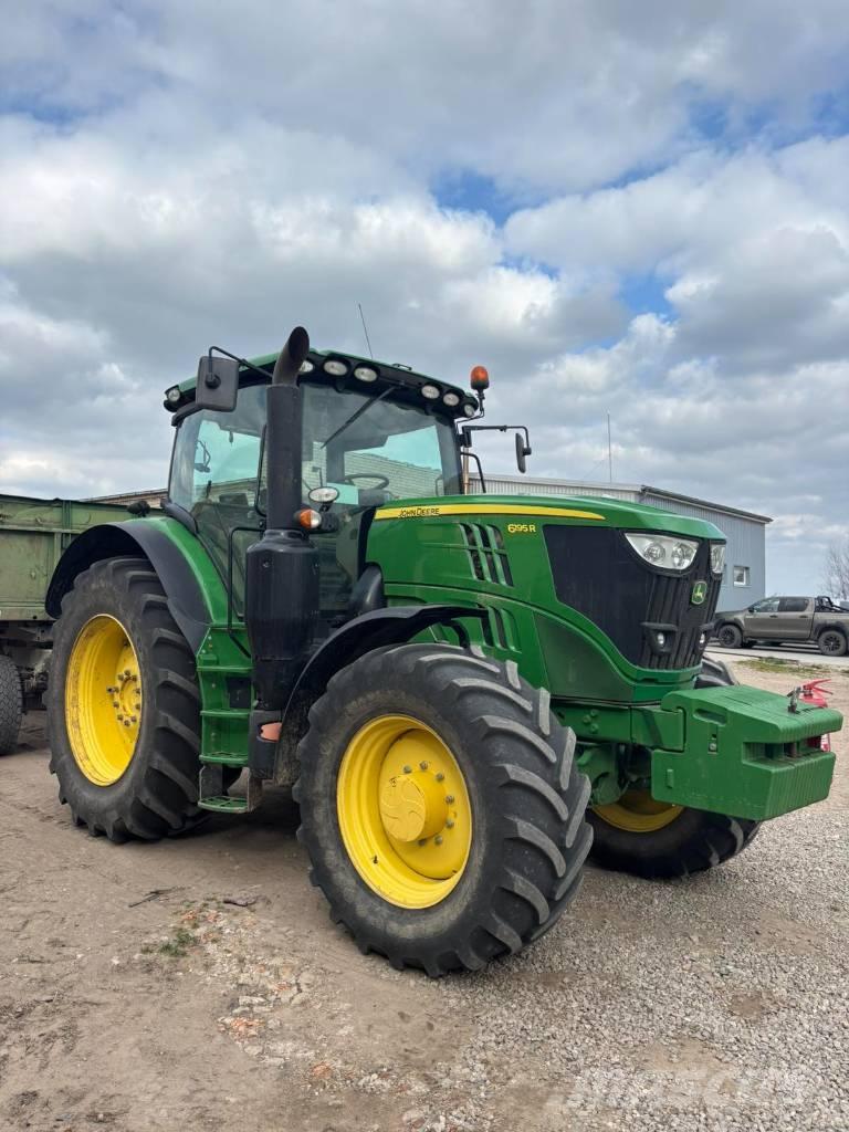 John Deere 6195 R Traktorit