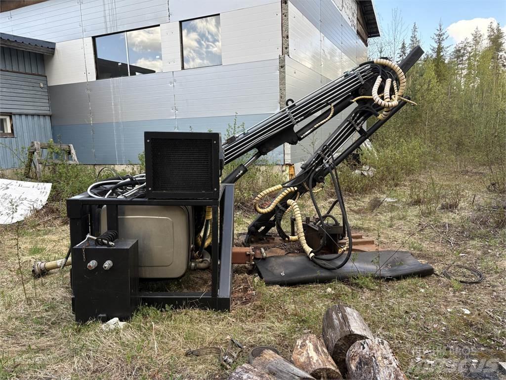  Ratemex 700T Kesantoleikkurit ja -murskaimet