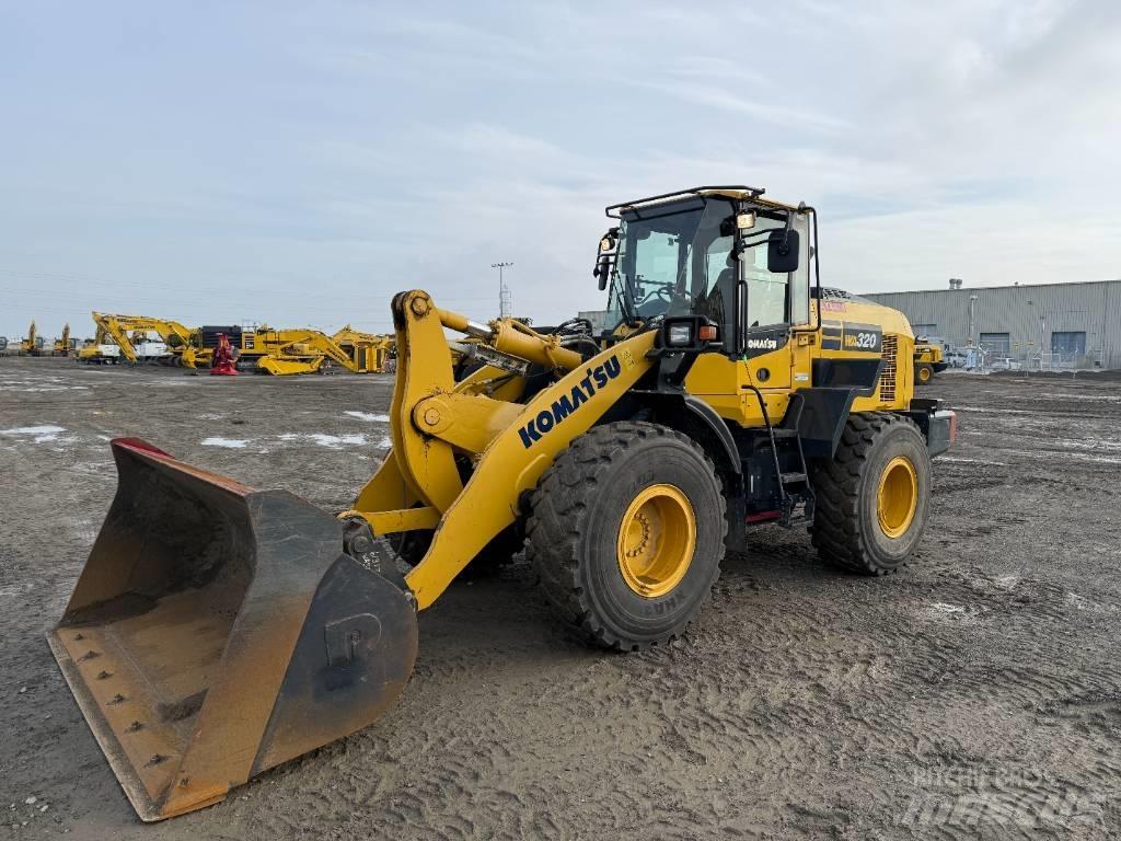 Komatsu WA320-8 Pyöräkuormaajat