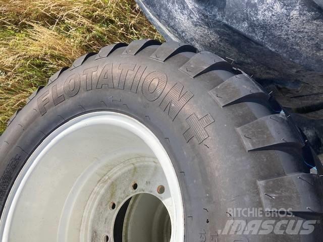 Vredestein 500/55R20 Renkaat ja vanteet