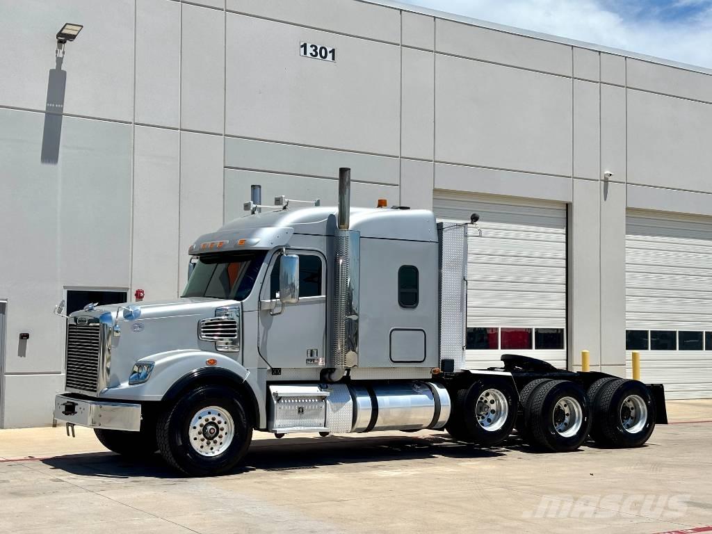 Freightliner SD 122 Vetopöytäautot