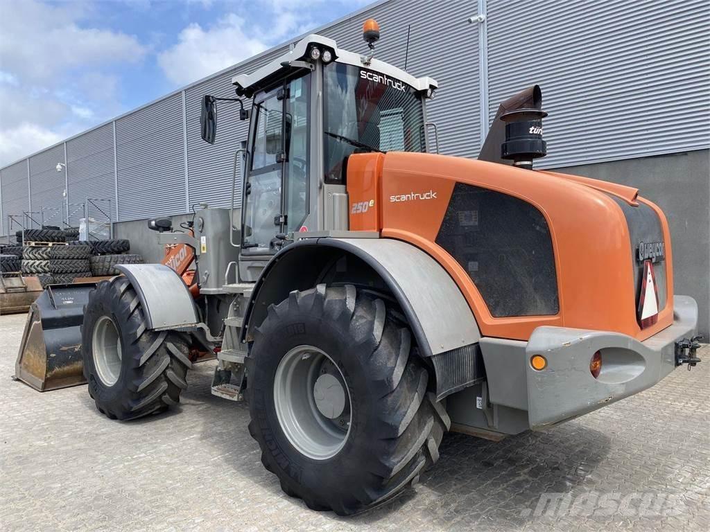 Weycor AR250E Pyöräkuormaajat
