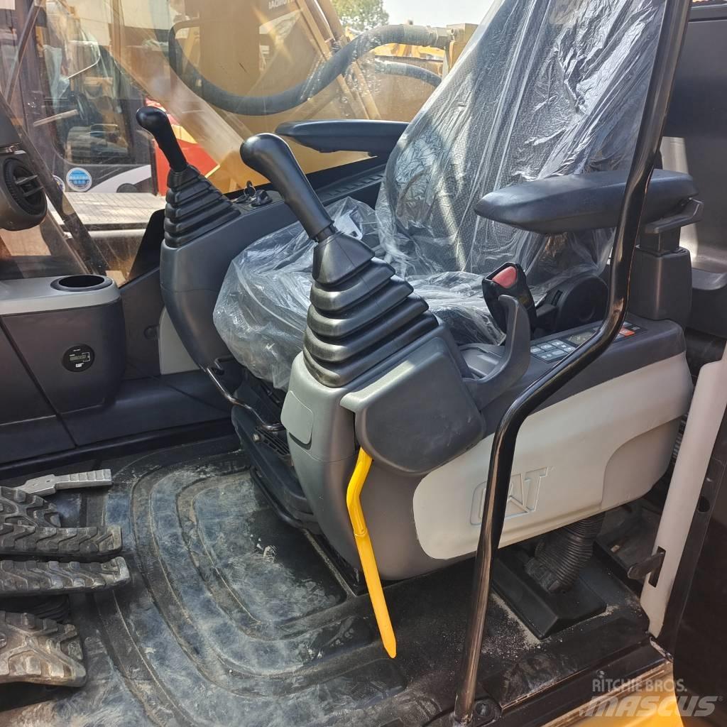 CAT 320 D Telakaivukoneet