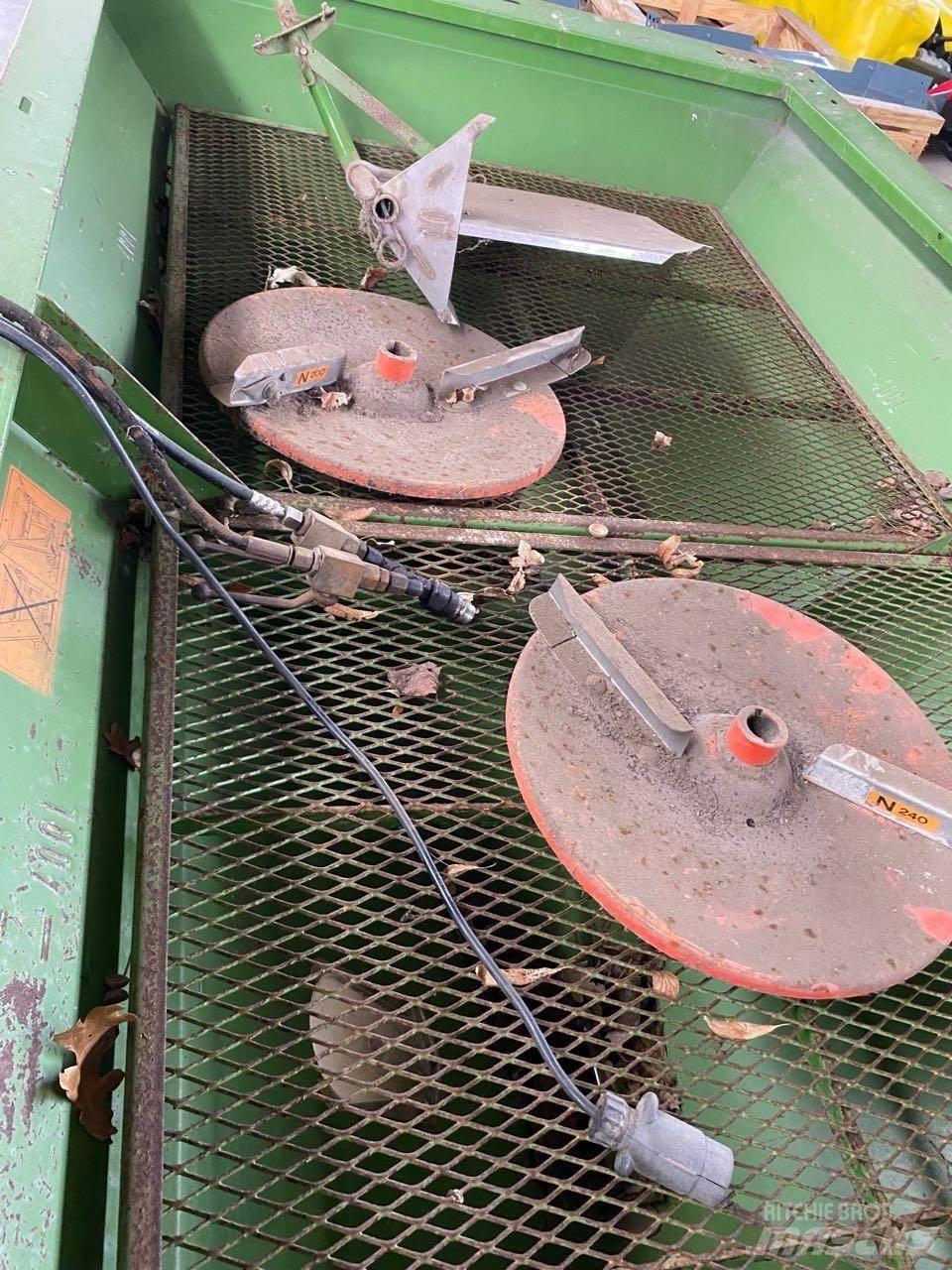 Amazone ZA-U 1001 Lannoitteenlevittimet