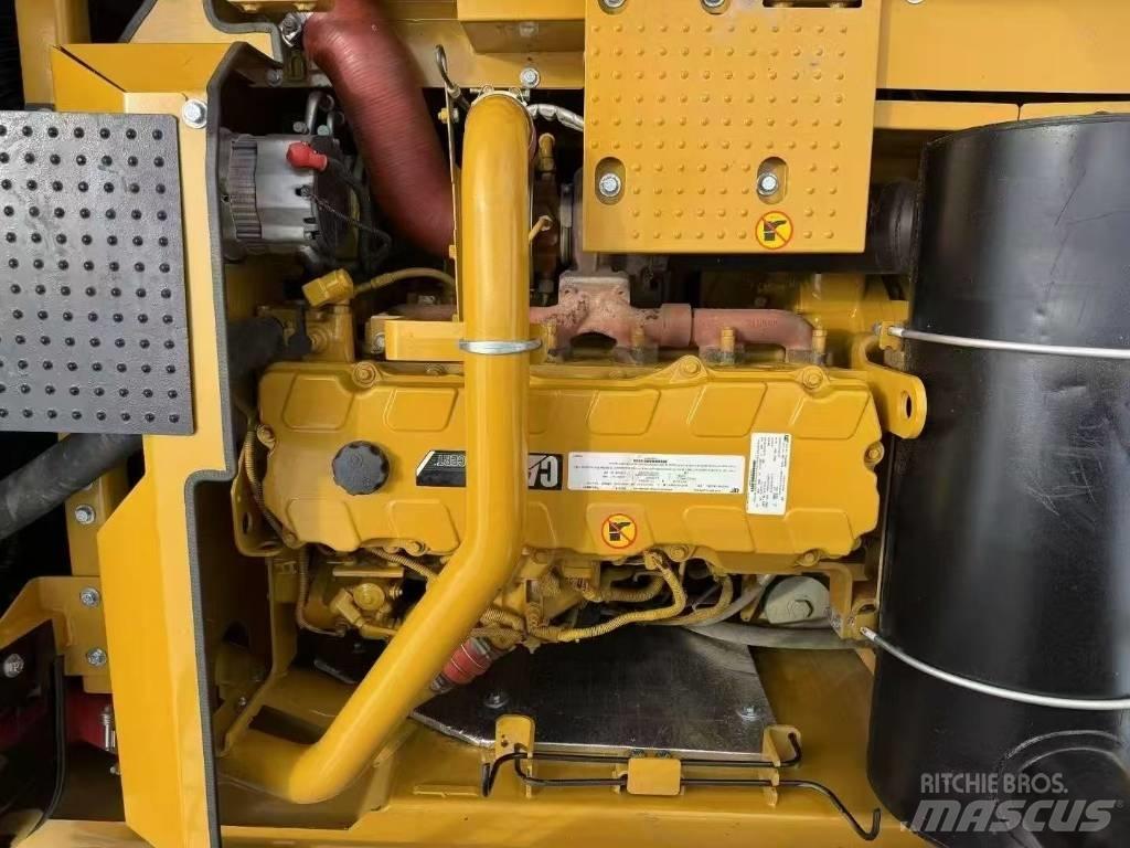 CAT 336 D Telakaivukoneet