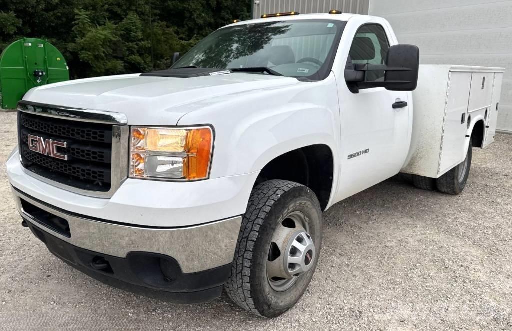 GMC Sierra 3500 HD Lava-autot
