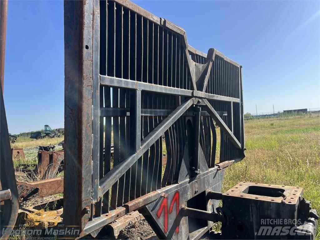 Komatsu 890.3 Muut