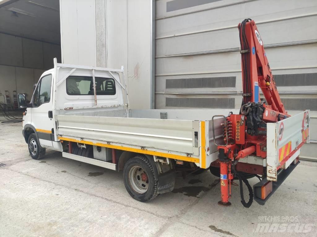 Iveco 50C 15 Jakeluautot