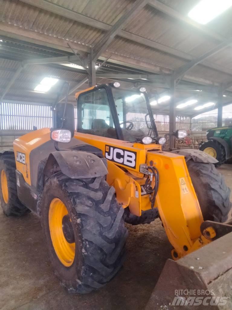 JCB 526-56 Maatalouskurottajat