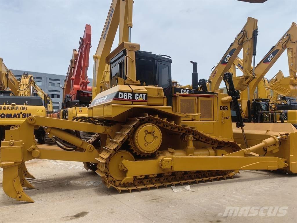CAT D 6 R Telaketjupuskutraktorit
