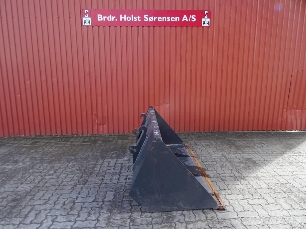 Schäffer Skovl Kauhat