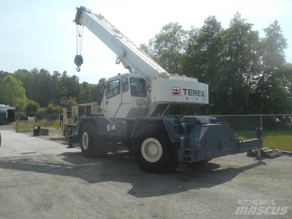 Terex RT 335 Mobiilinosturit