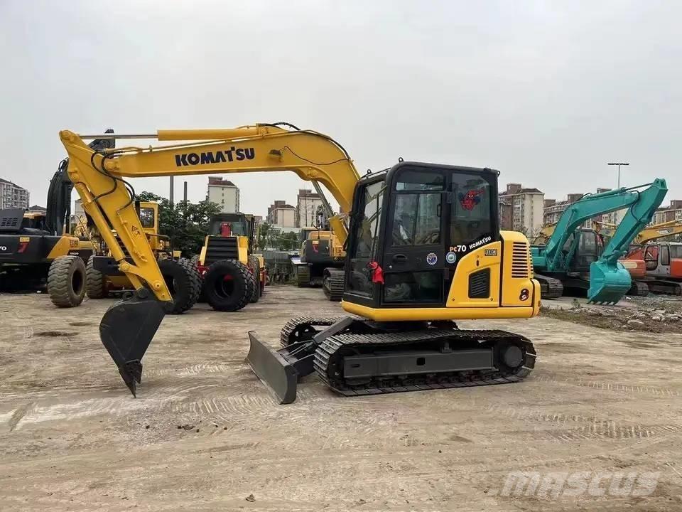 Komatsu PC70-8 Midikaivukoneet 7t - 12t