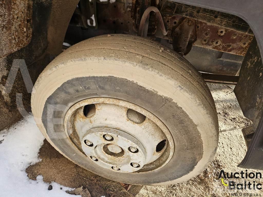 Mercedes-Benz 814 Säiliöautot