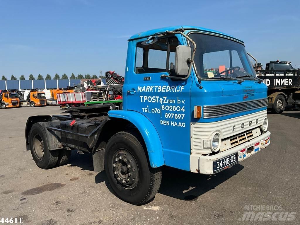 Ford DA 2817 Vetopöytäautot