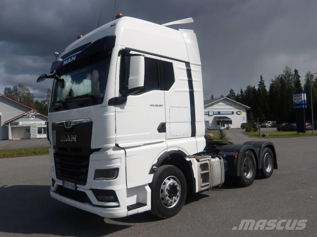 MAN TGX 28.520 Vetopöytäautot