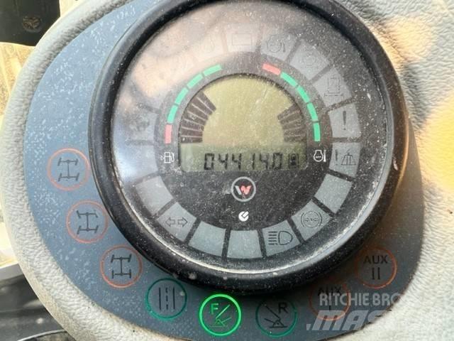 Neuson 9503 Pyöräkaivukoneet
