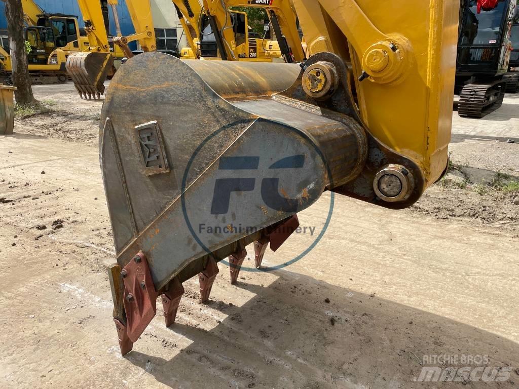 CAT 320 D 2 Midikaivukoneet 7t - 12t