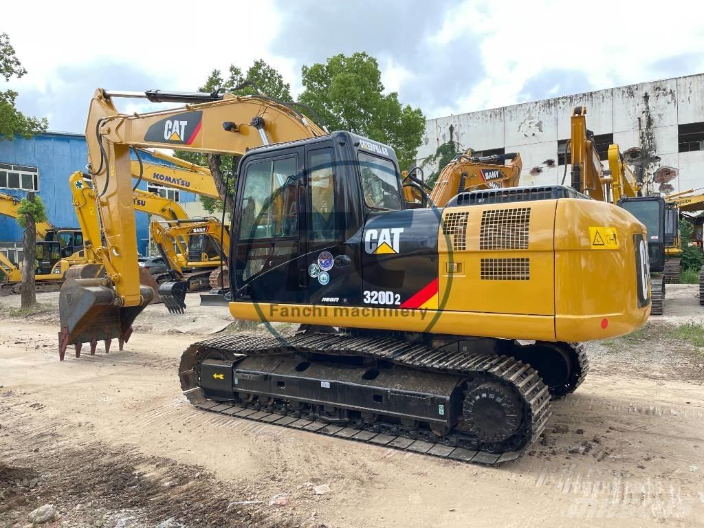 CAT 320 D 2 Midikaivukoneet 7t - 12t