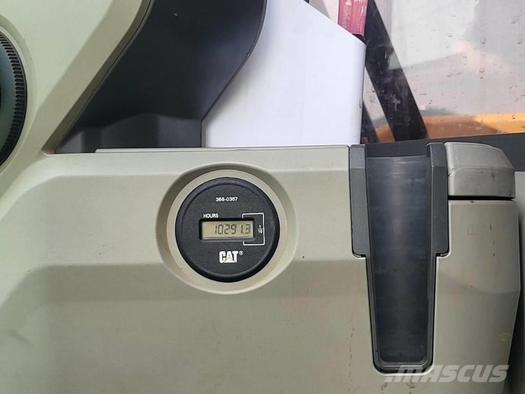 CAT 330FL Telakaivukoneet