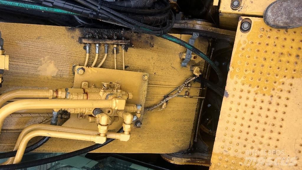 CAT 320 EL RR Telakaivukoneet