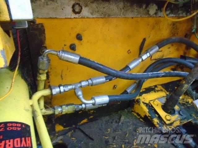 JCB 930-4 Kuukulkijat