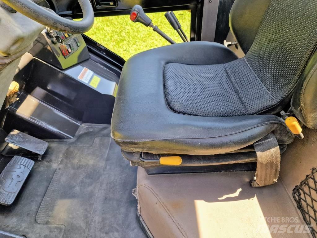 Manitou MH25 Maastotrukit