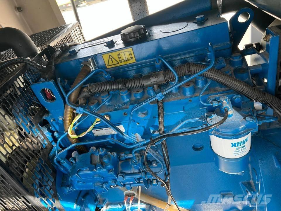 Perkins 45 KVA Dieselgeneraattorit
