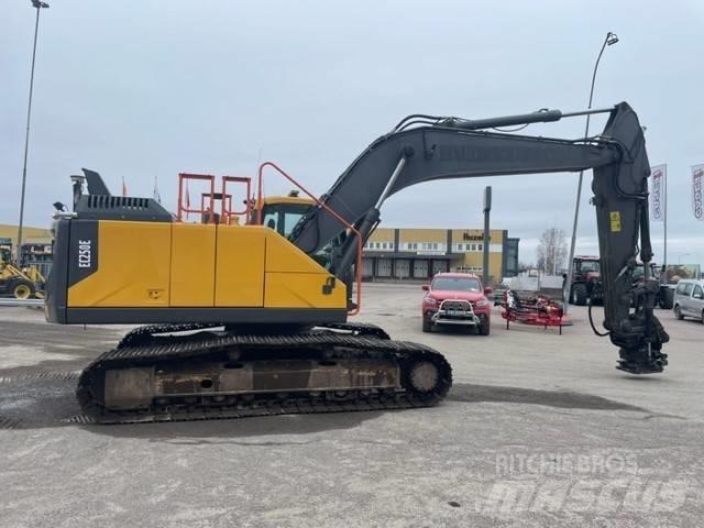 Volvo EC 250 EL Telakaivukoneet